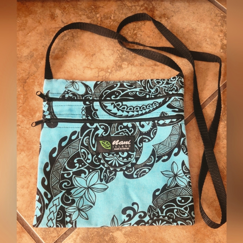 Nani Island Crossbody Bag